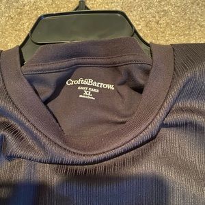 Men’s XL black ribbed iron/wrinkle free T-shirt